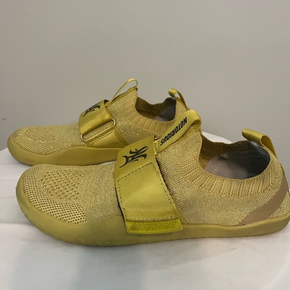 Notorious Lift Dead Lift Shoes Gold Women's sz 37EU, 7US - Picture 5 of 7